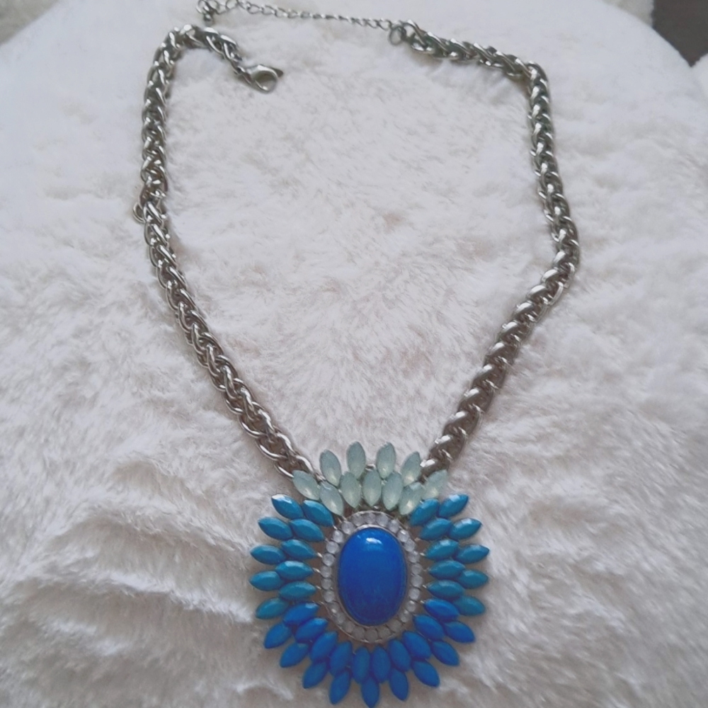 Vintage-NY Necklace Art